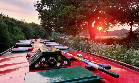 News: Sunset on the Grand Western Canal